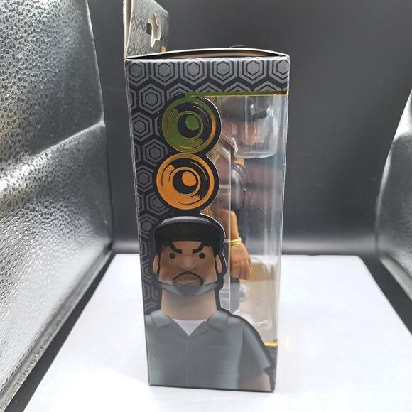 Funko Gold Ice Cube Premium Vinyl Figure, New in Box - Picture 2 of 5